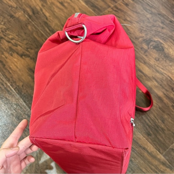 BAGGALLINI laptop travel bag. Red 12”x13” Nylon convertible with many pockets - Picture 10 of 16